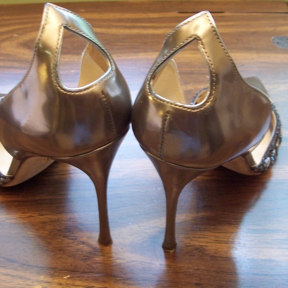 Sergio Rossi Gold Stiletto Rhinestone Embellished pumps, 10 - Picture 5 of 6